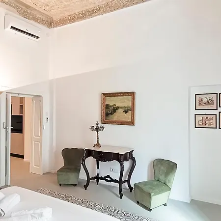 Casa Mongelli * Бари